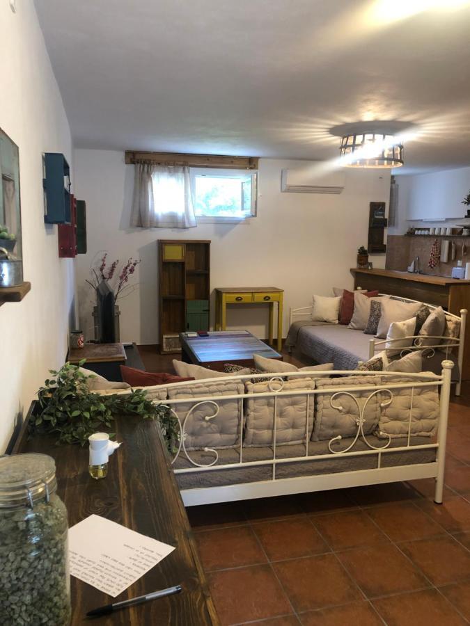 Country Flat Maria Apartment Evropouloi Bagian luar foto